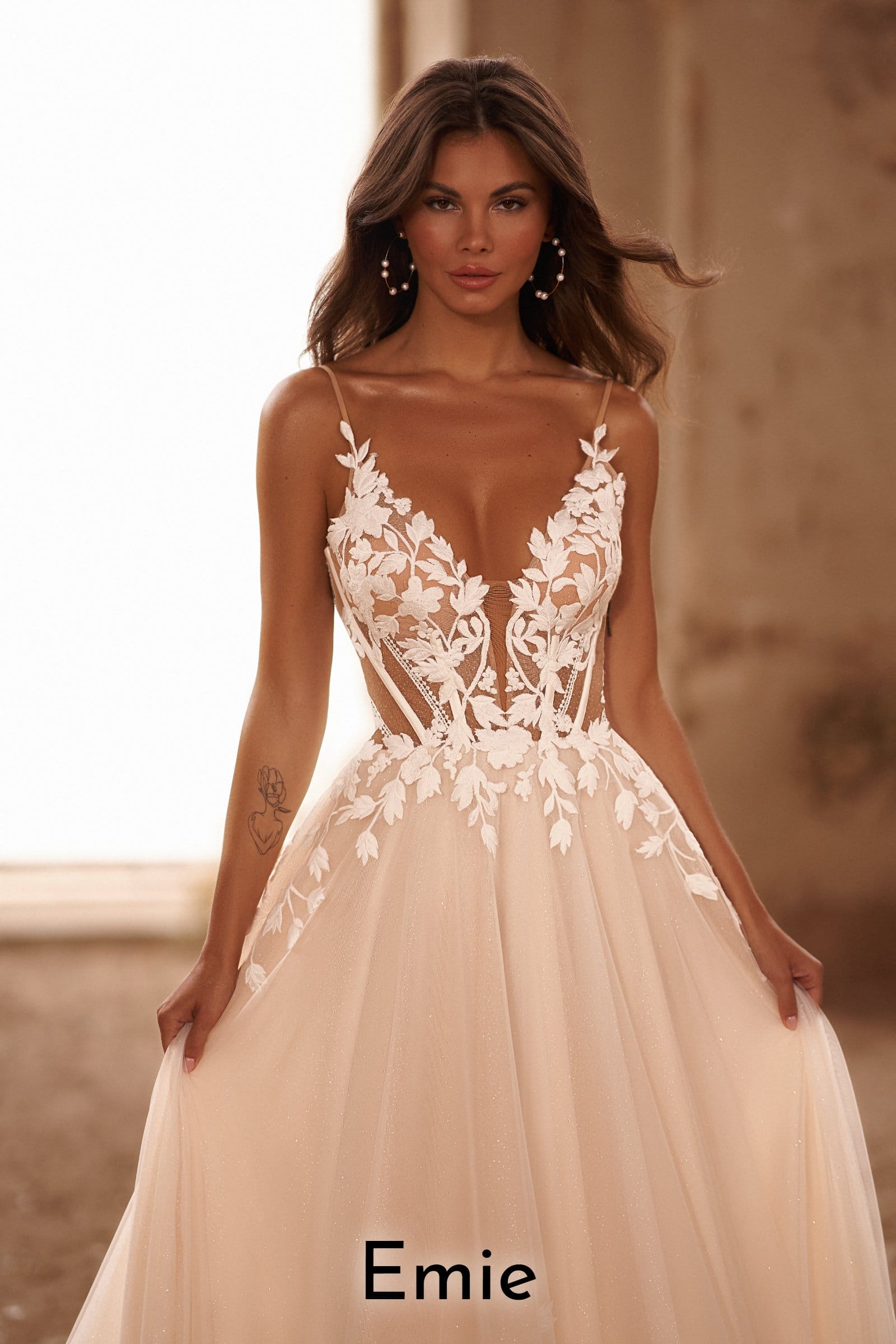Robe de mariée princesse Boutic Frizon - Emie